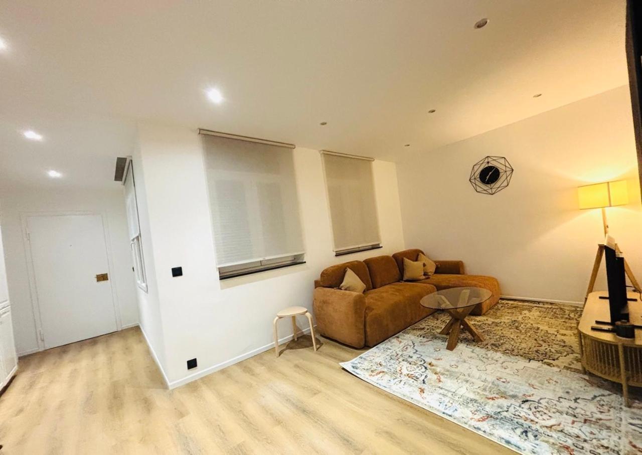 Camus Flats Apartamento *
